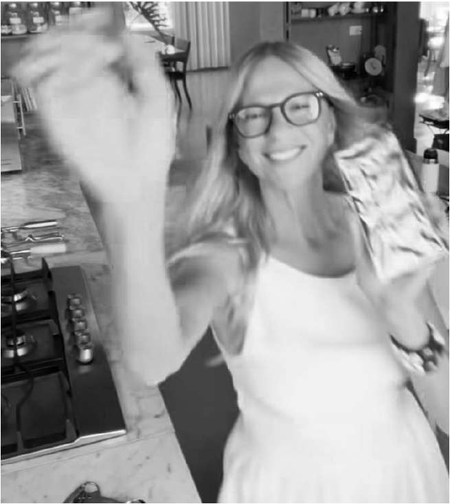 La Gunda en grabación para la televisión